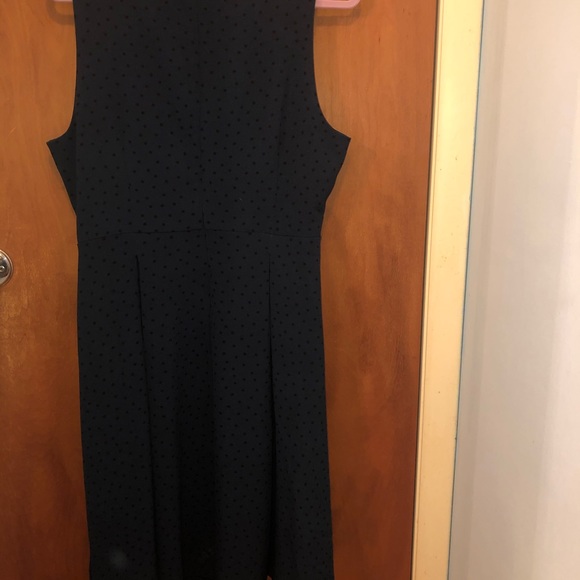 Brand New Elle Dress - Picture 2 of 5